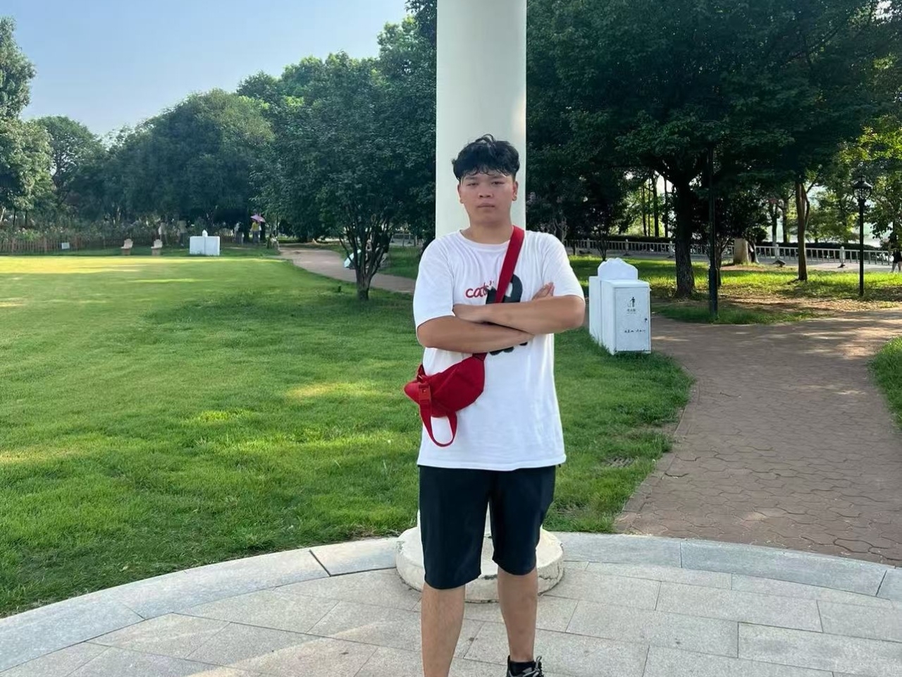 就业明星：踏实奋进，闪耀职场——从“校园优秀”华丽转身到“职场出色”