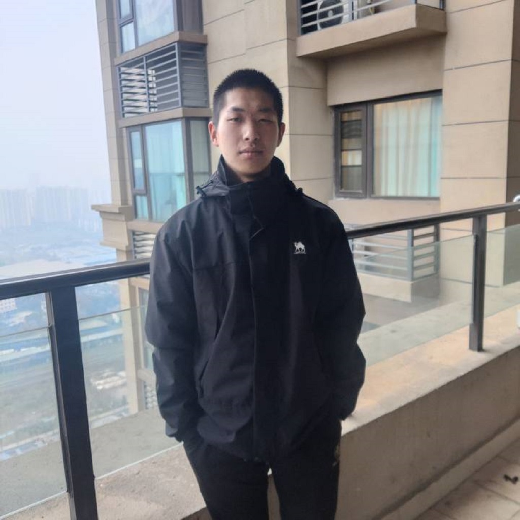 周贤晨2.jpg