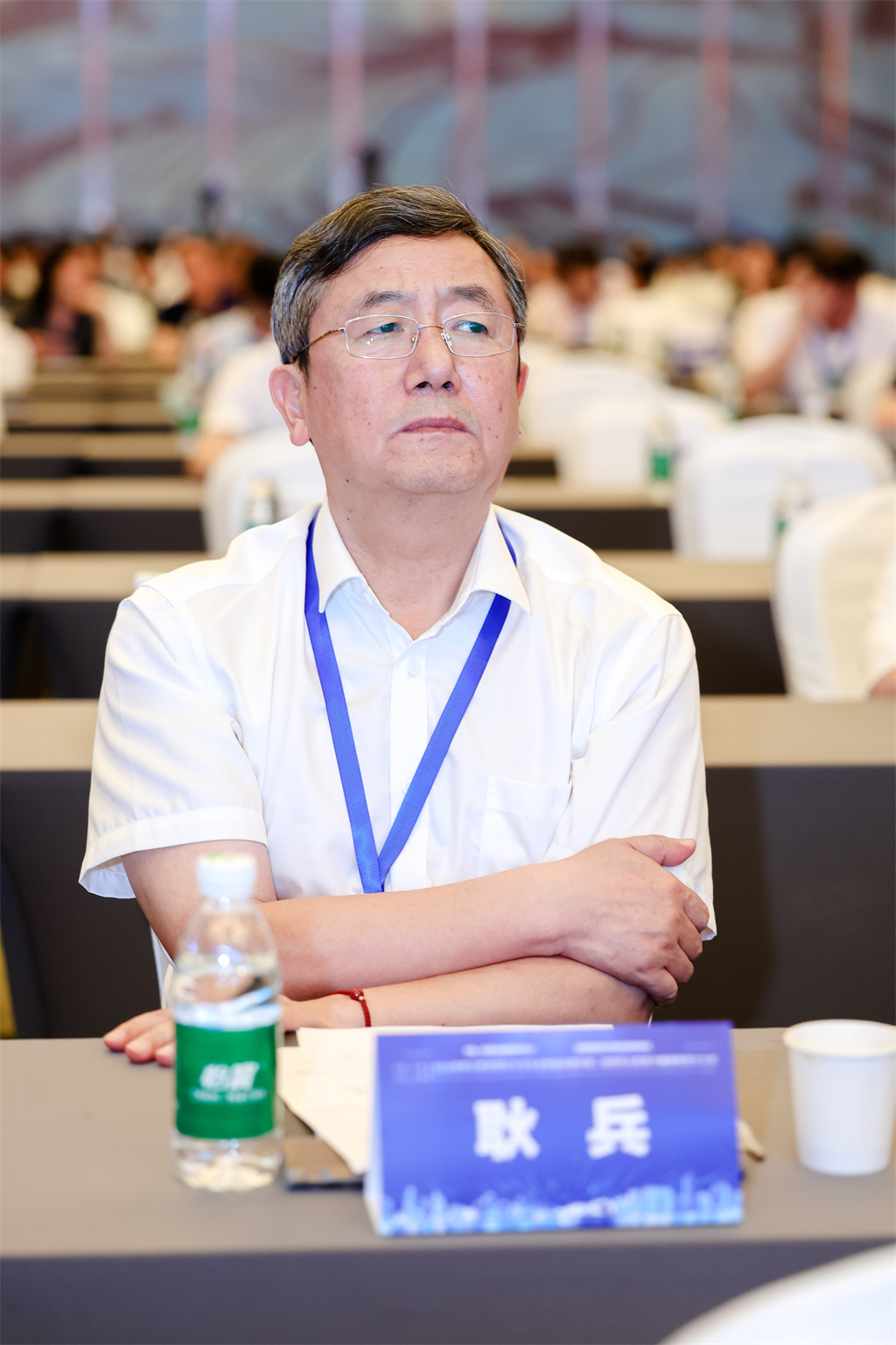 常务副校长耿兵.jpg