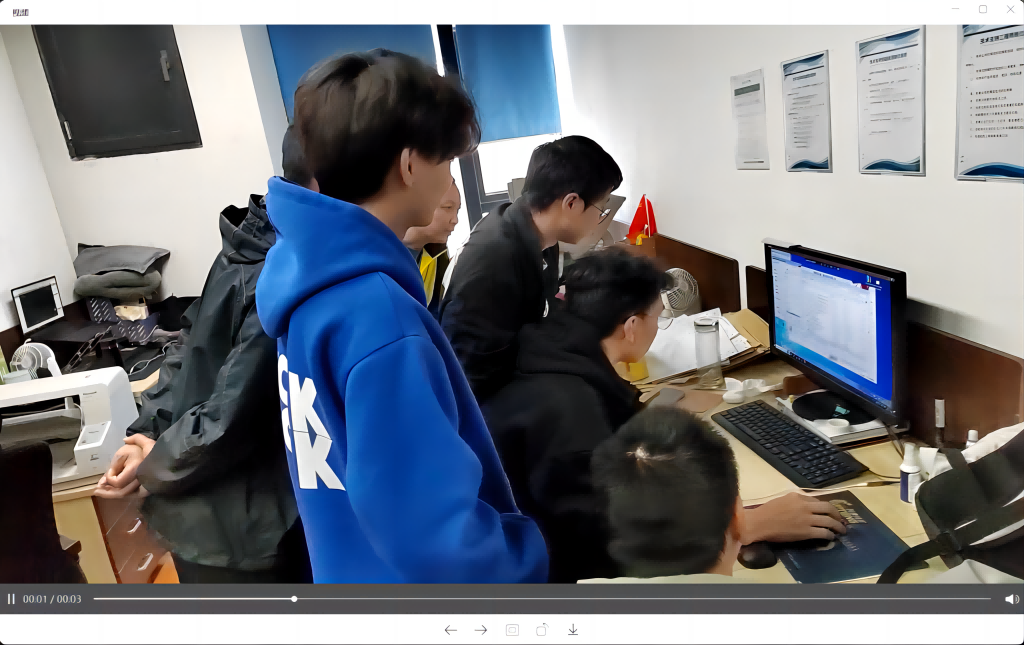 周建浩1.png