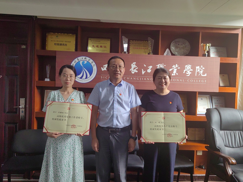 3ada925bd76414f00e58baf3e9d3870_副本.jpg