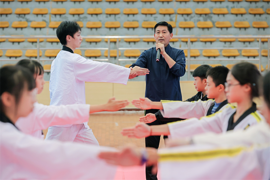 图6.jpg
