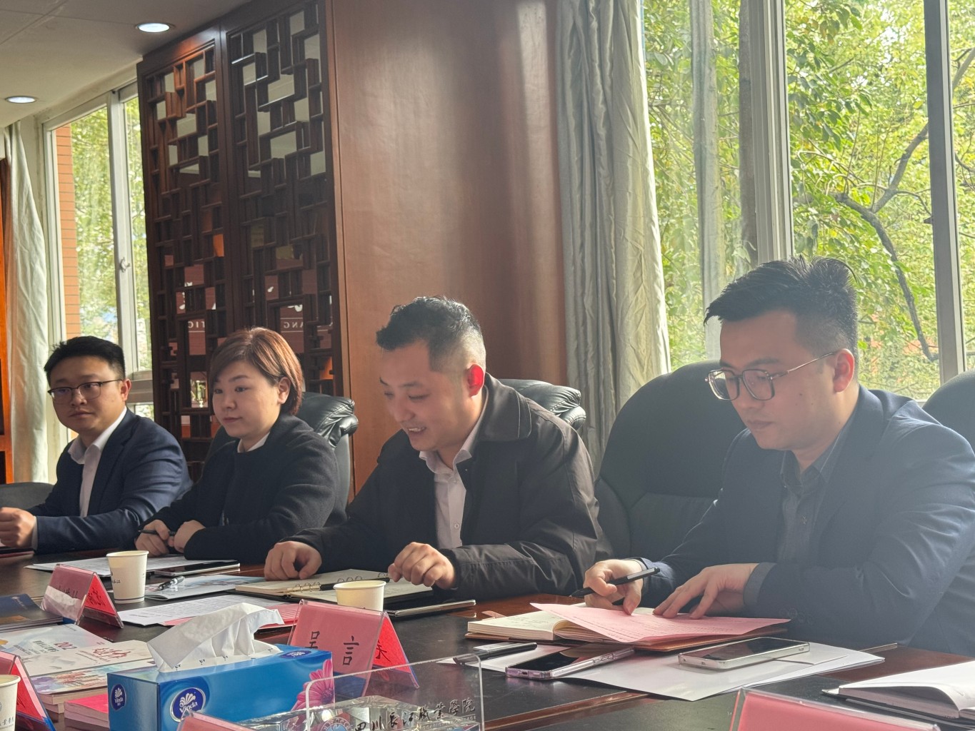 沈满林讲话图片.jpg