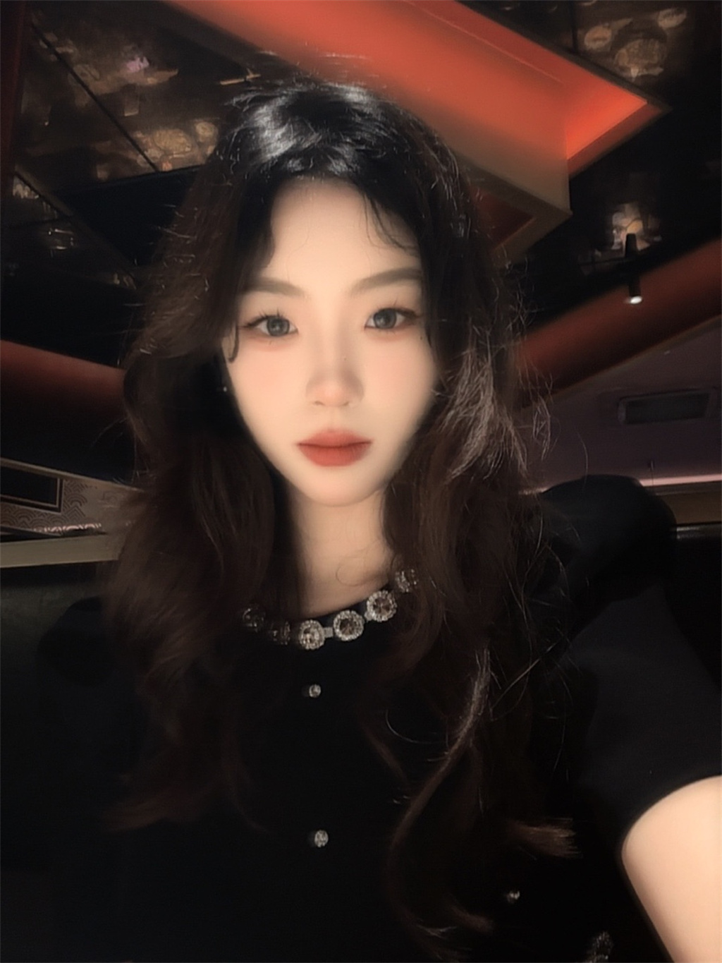 周奕彤.jpg
